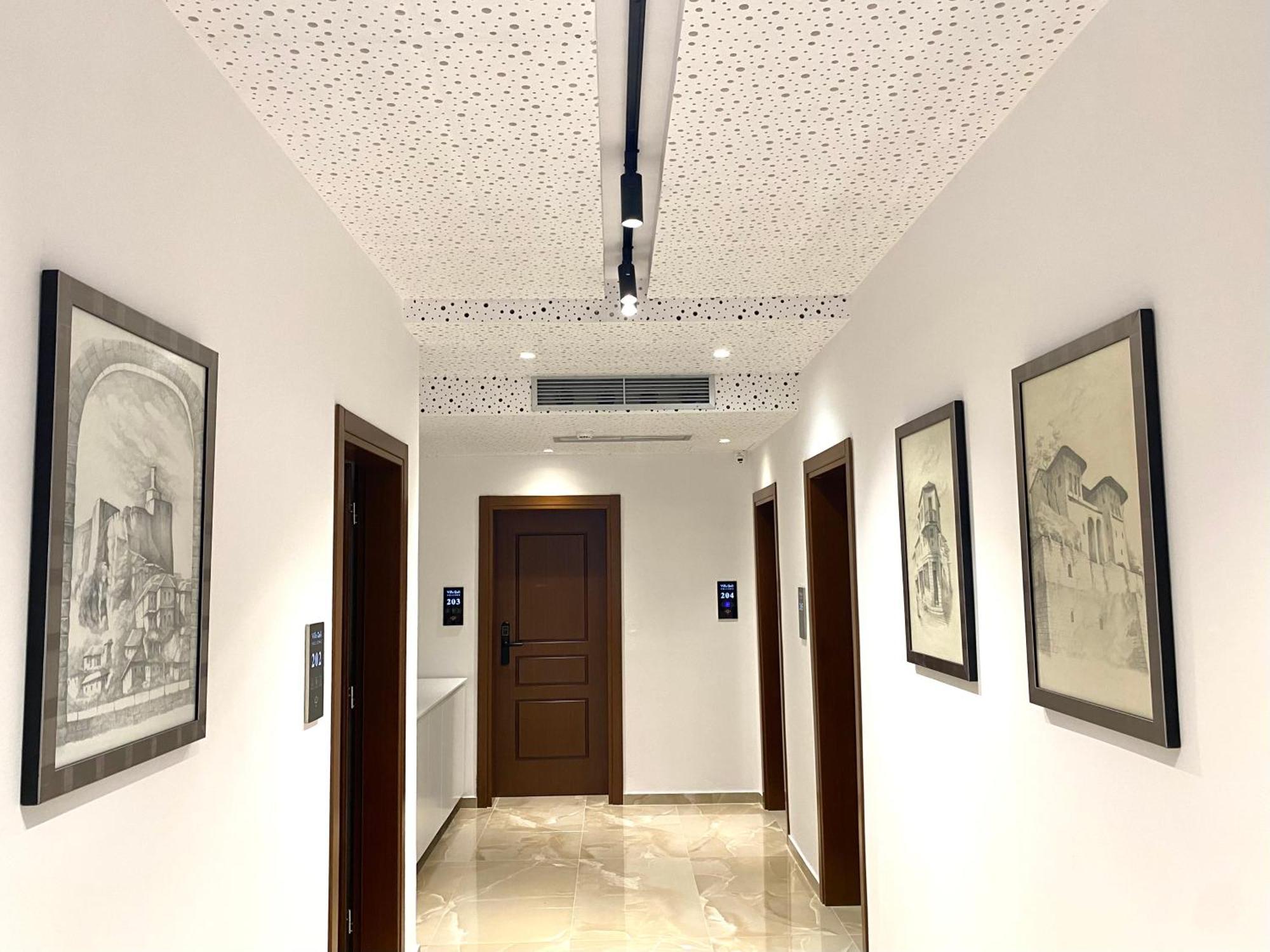 Villa Qeli Gjirokastër Exteriör bild